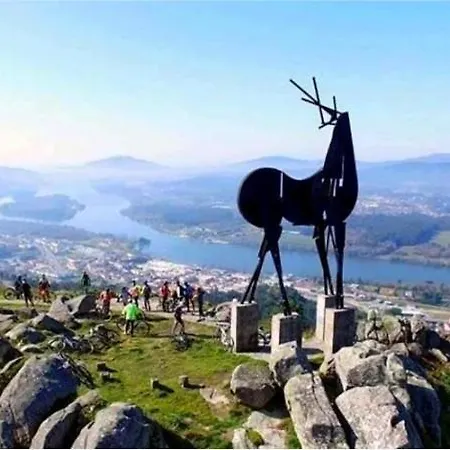 Just Like - Number 8 Em Quinta Mineirinhas 4*